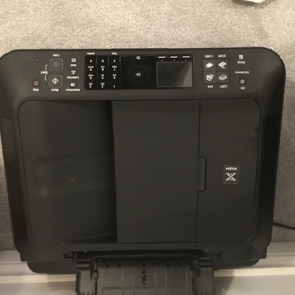 Pictures and vase for sale - Picture 7 of 7